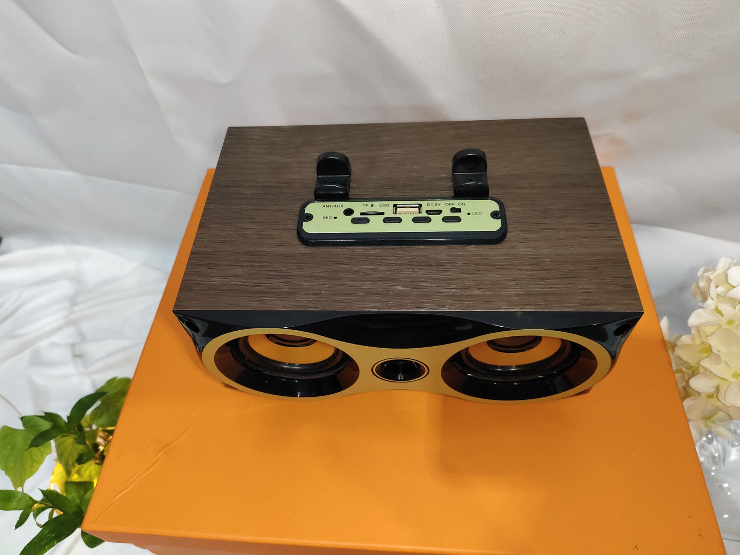 Wooden Bluetooth Subwoofer Audio Dual Speakers Retro Speaker Card