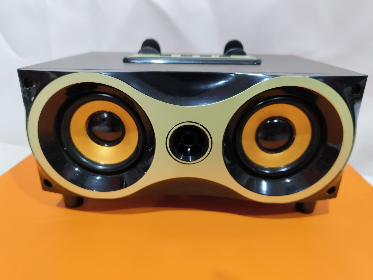 Wooden Bluetooth Subwoofer Audio Dual Speakers Retro Speaker Card